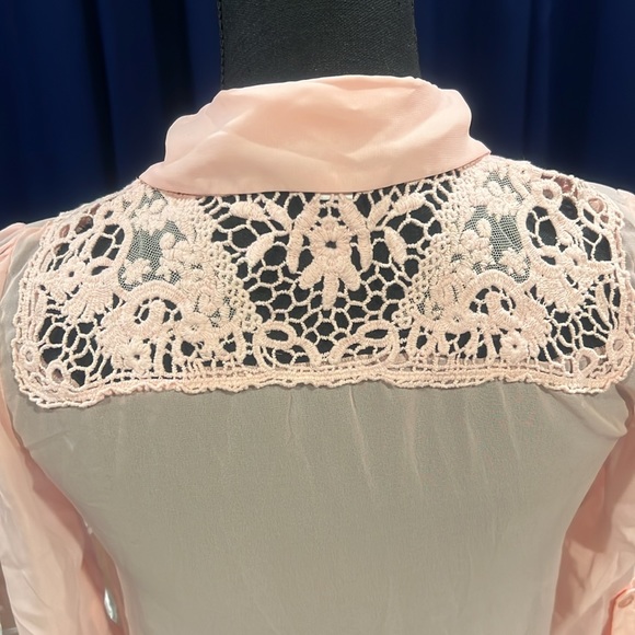 Candies Button Front Top Size XS - Picture 6 of 6